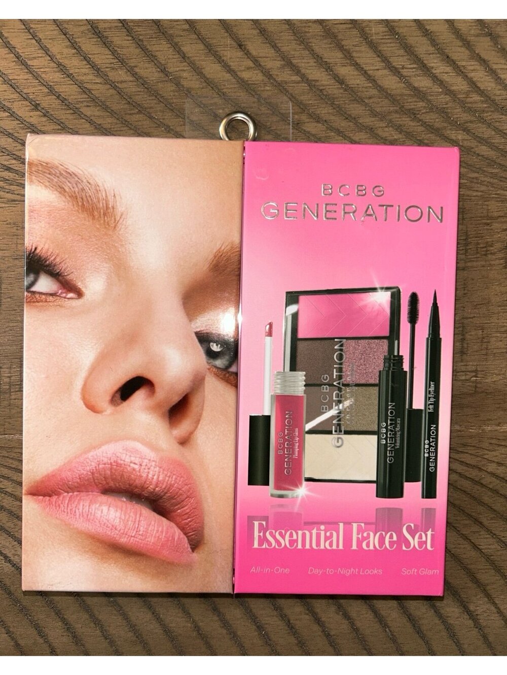 NEW BCBG Generation Essential Face Set Makeup Gift Set Eyeshadow Mascara